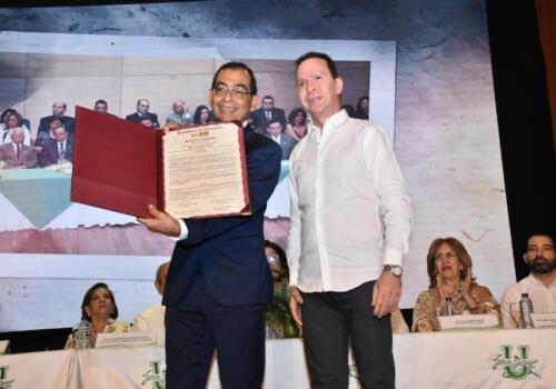 Cincuentenario Unisimón