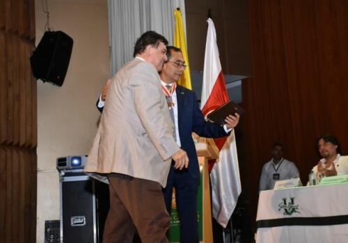 Cincuentenario Unisimón