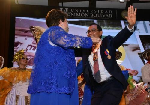 Cincuentenario Unisimón